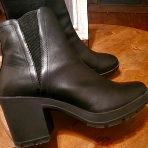 Black platform booties size 9 1/2